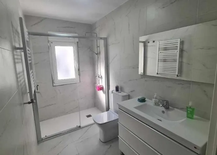 La Fortaleza San Vicente De La Barquera