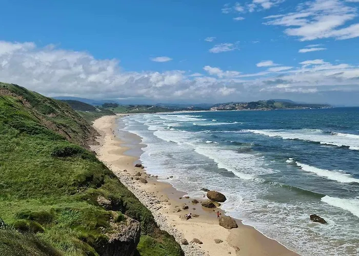 La Fortaleza San Vicente De La Barquera