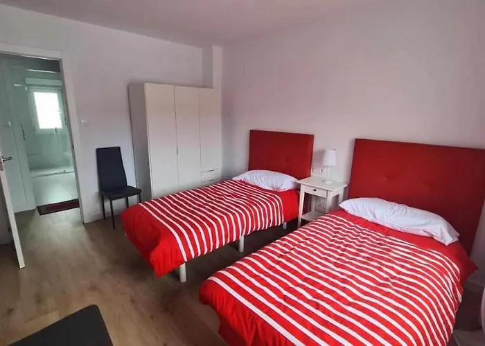 La Fortaleza San Vicente De La Barquera