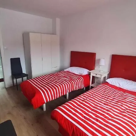 La Fortaleza San Vicente De La Barquera